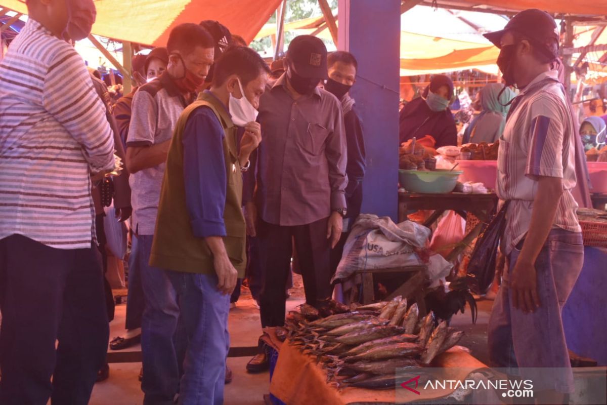 Pasar Harian Di Kabupaten Gorontalo Tetap Buka Selama Penerapan PSBB