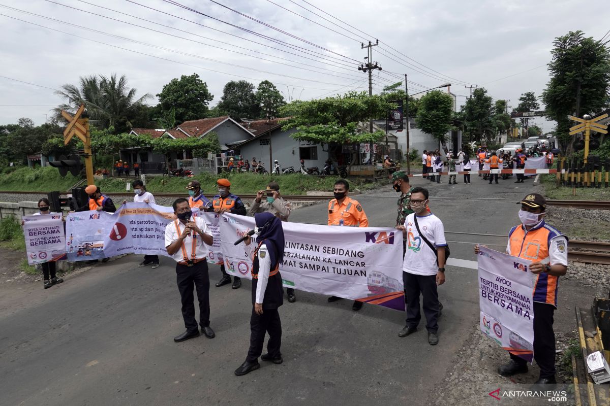 Sosialisasi Keselamatan Perlintasan Sebidang Antara News