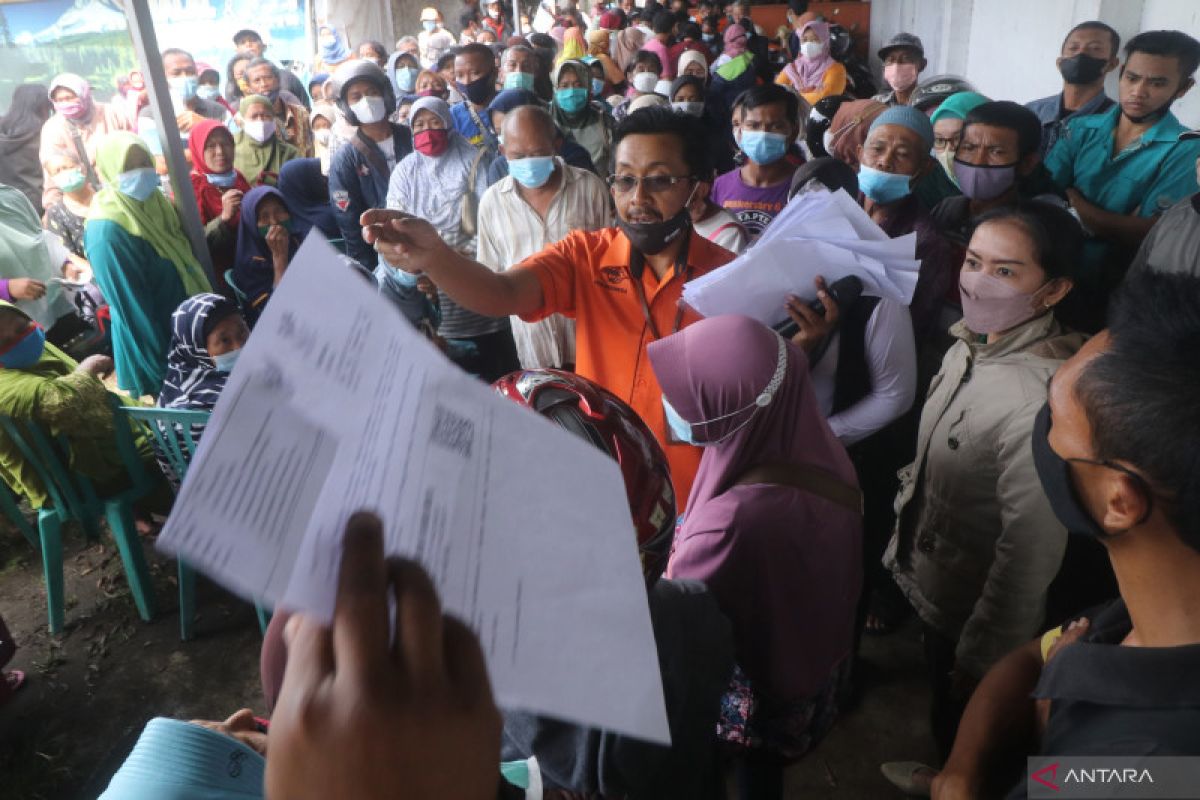 Penyaluran Dana Bantuan Program Sembako Antara News Jawa Timur