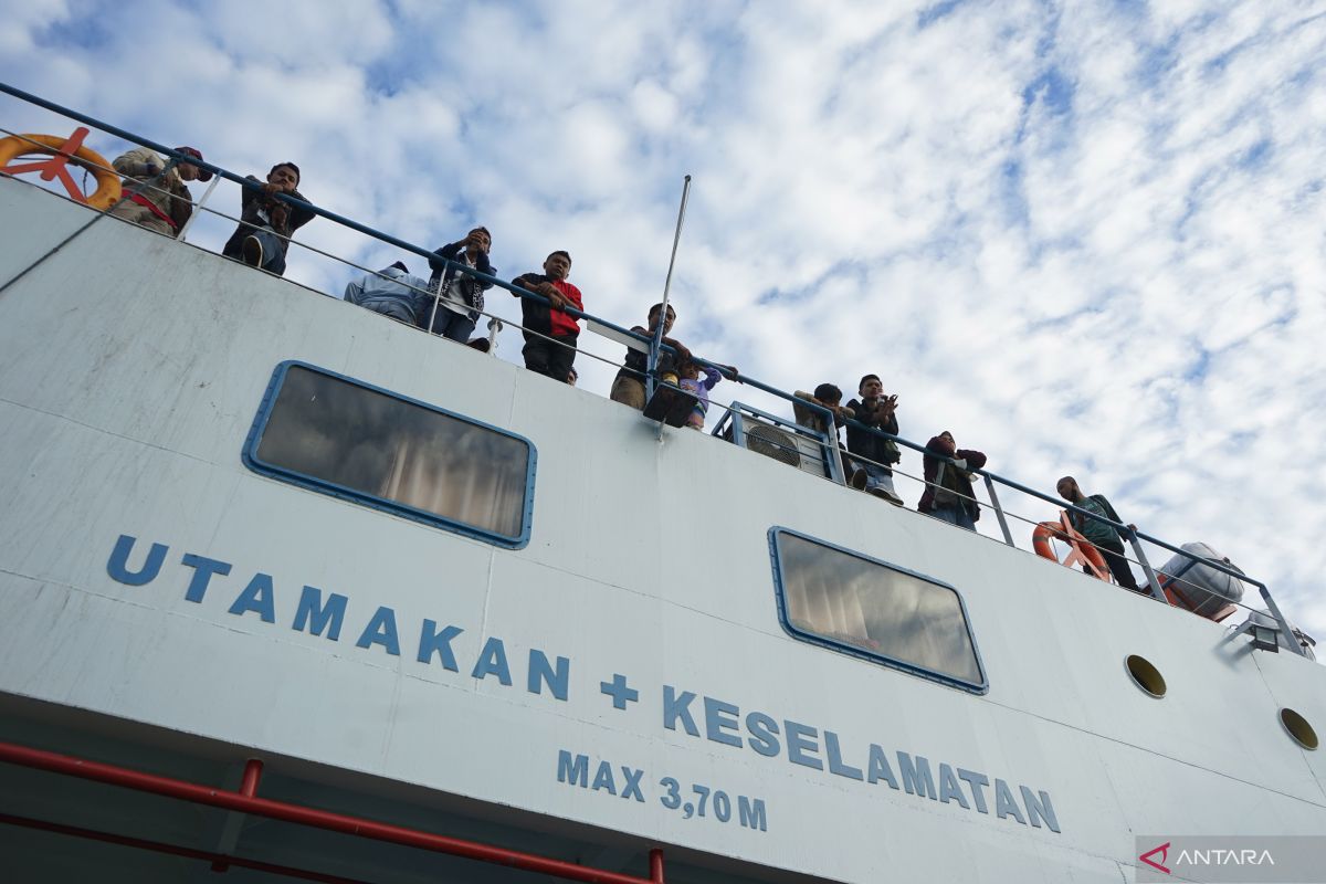 BPS Penumpang Angkutan Laut Gorontalo Meningkat 15 Persen ANTARA