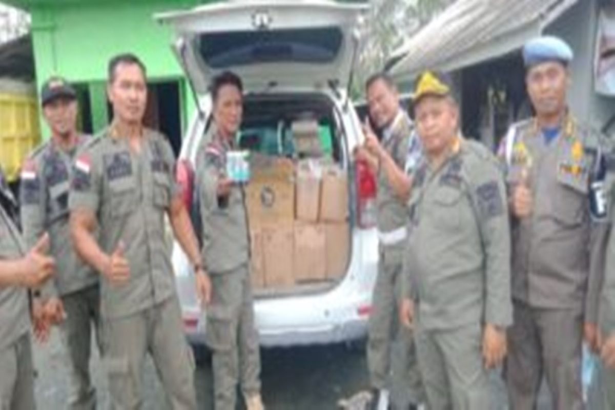 Satpol Pp Sita Ratusan Botol Miras Di Karang Bintang Antara News