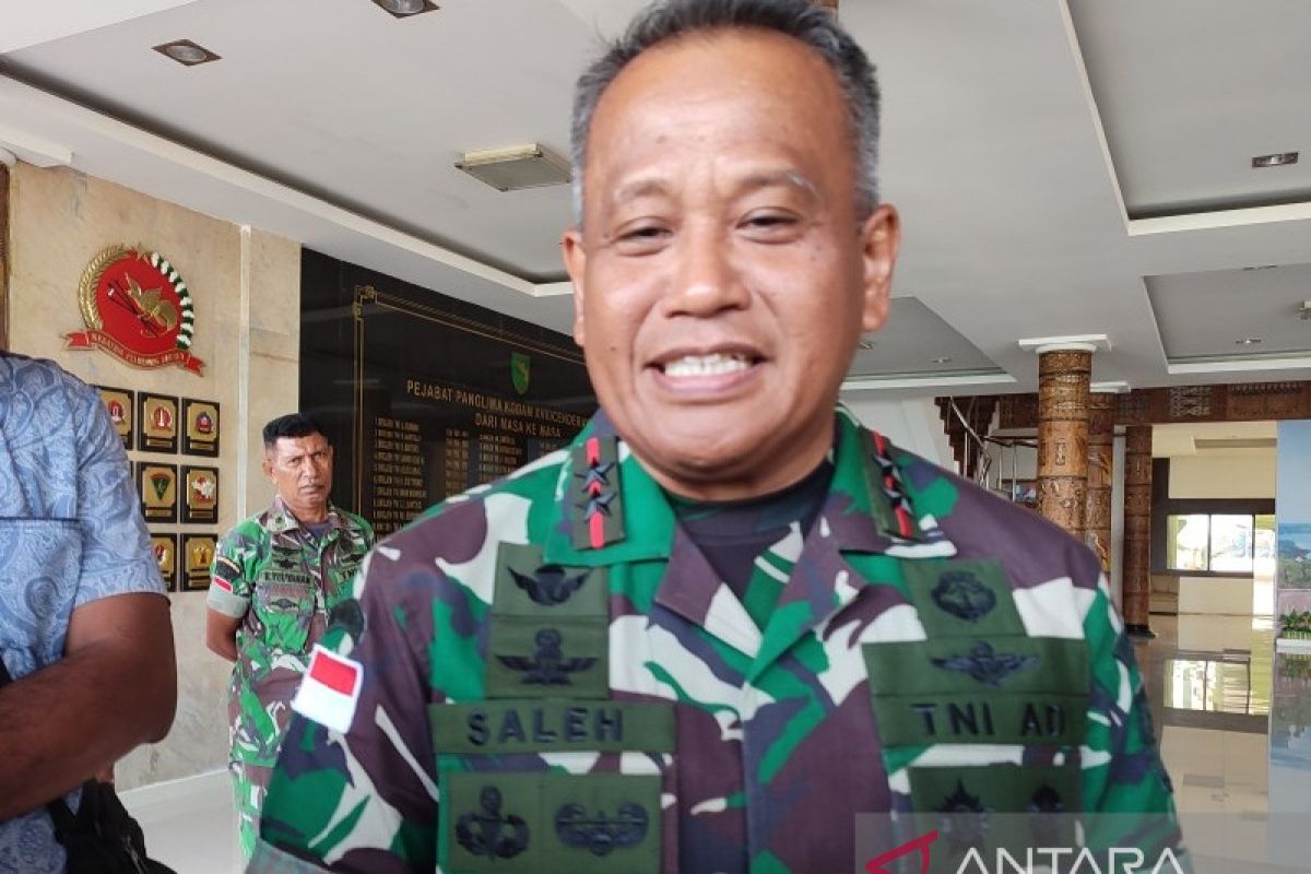 Pangdam Xvii Cenderawasih Prajurit Yonif Raider Diperiksa Pom