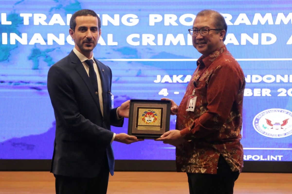 KPK Bekerja Sama Dengan Interpol Gelar Pelatihan Penanganan TPPU