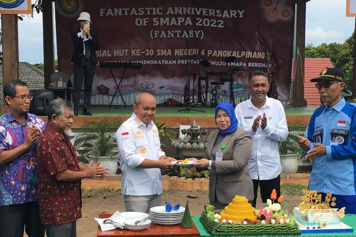 Wali Kota Pangkalpinang Buka Kegiatan Hut Ke Sman Antara News