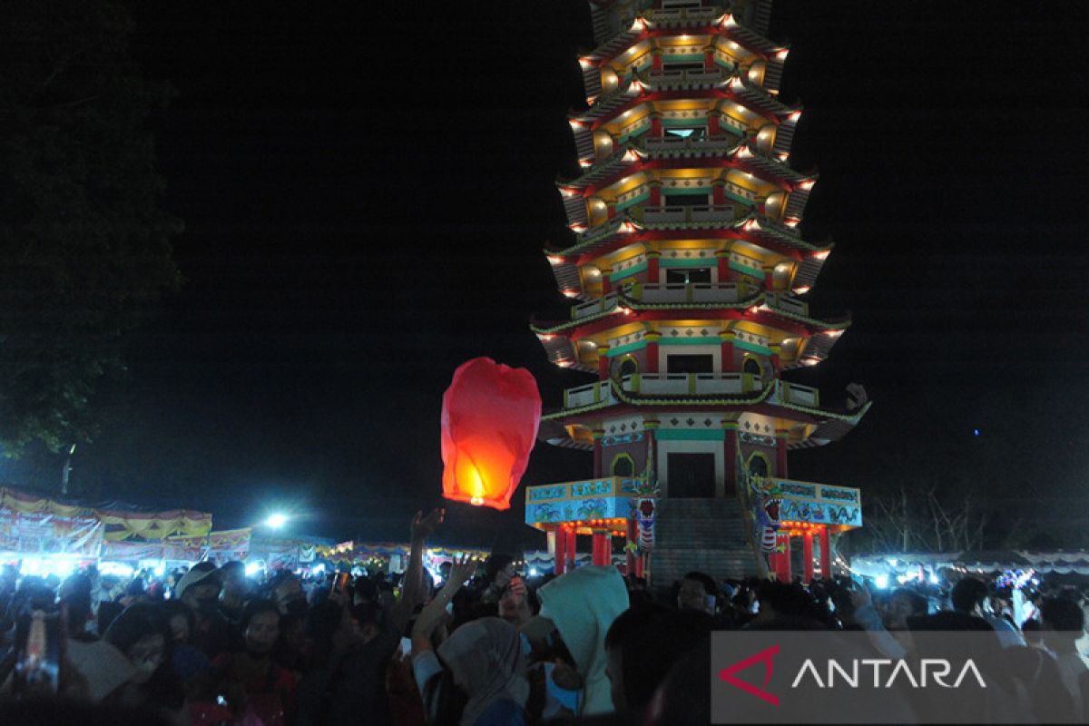 Cap Go Meh Kembali Dirayakan Di Pulau Kemaro ANTARA News