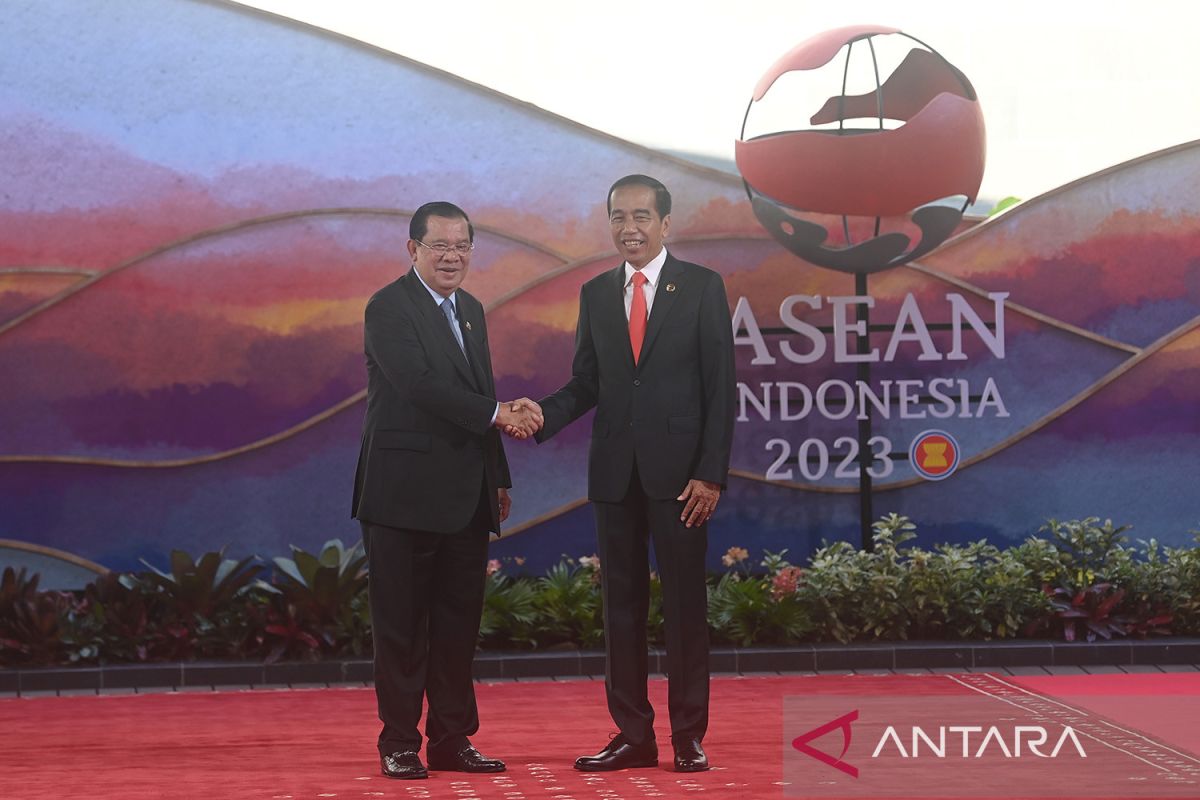 Presiden Joko Widodo Sambut Kedatangan Perdana Menteri Kamboja ANTARA