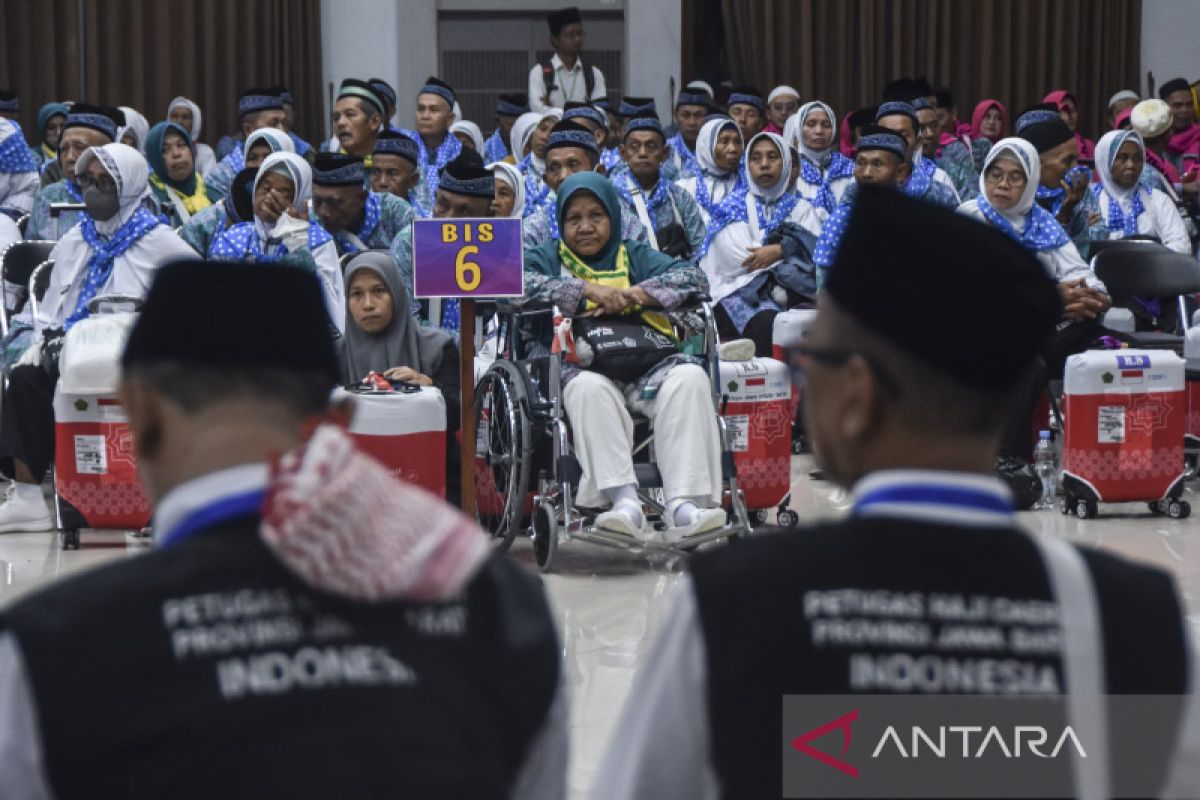 Pemberangkatan Jamaah Calon Haji Ciamis ANTARA News Jawa Barat