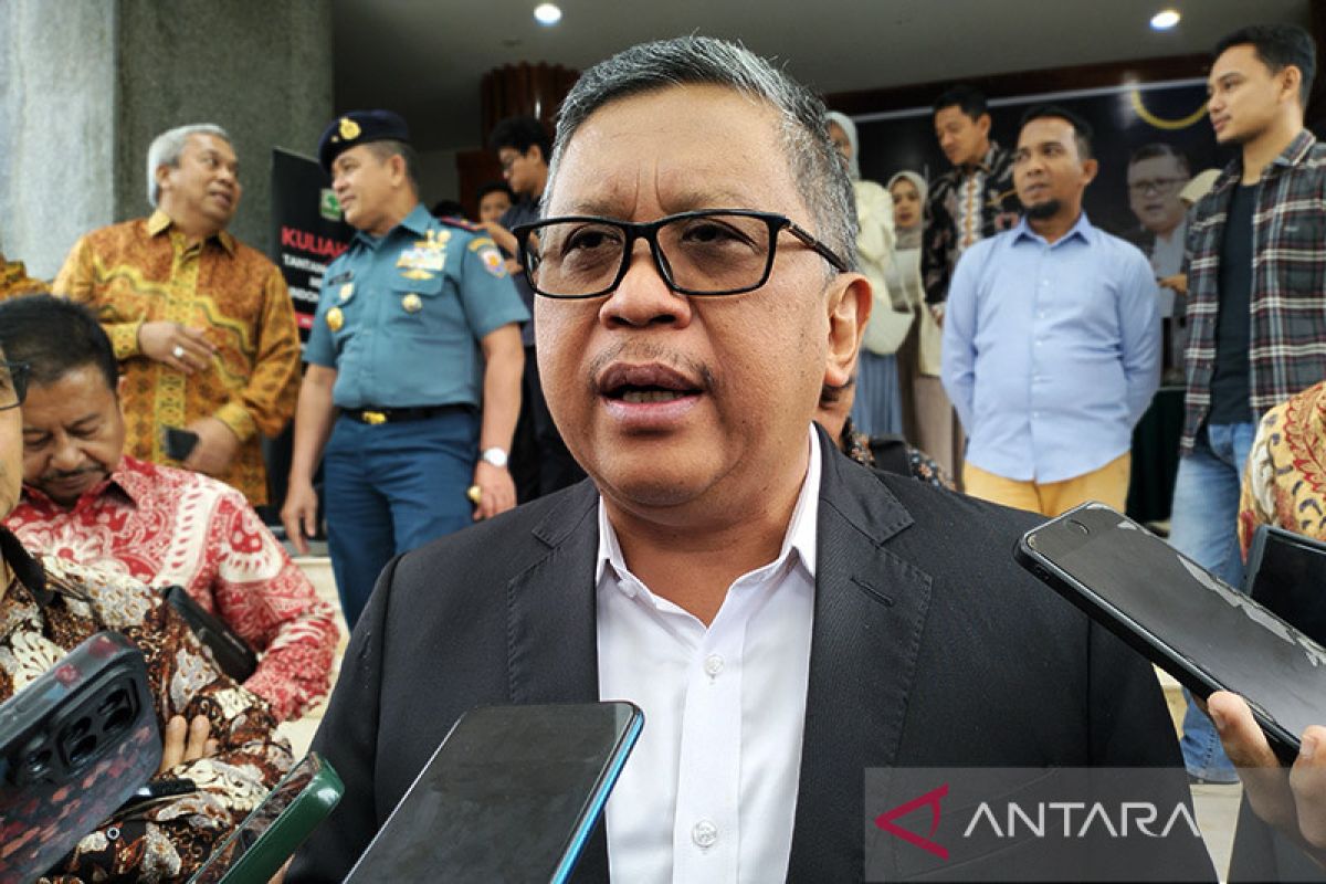 Hasto Pertemuan Elite Politik Di Tanah Suci Baik Bagi Iklim Demokrasi