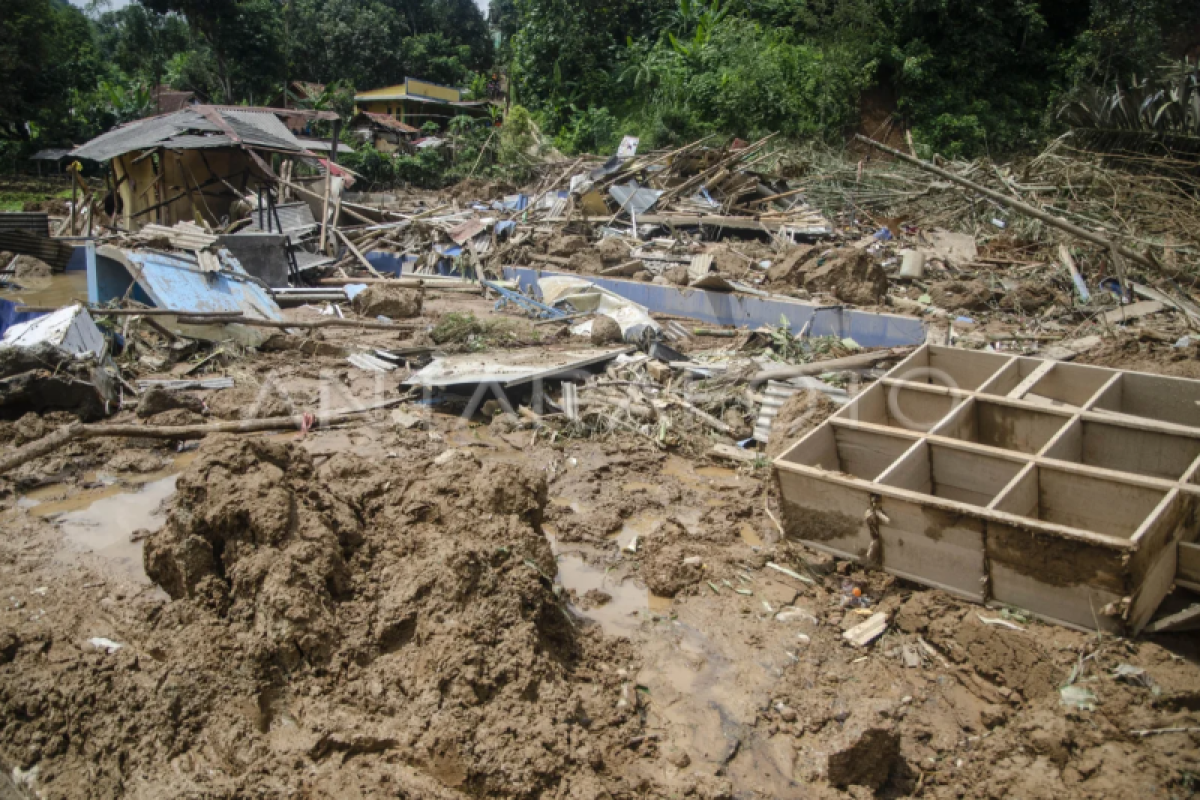 Dampak Longsor Di Subang ANTARA Sumbar