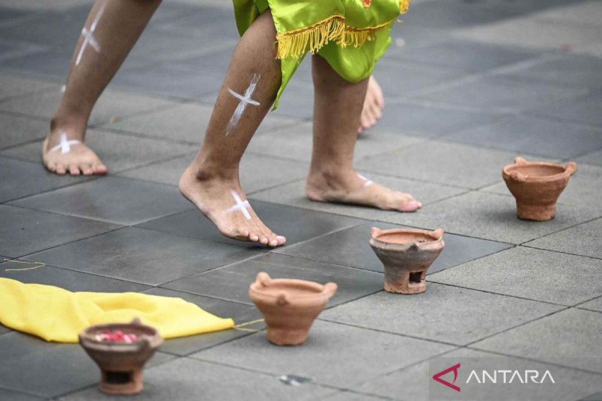 Pertunjukan Tari Nusantara Untuk Perkenalkan Budaya Indonesia Di Tmii