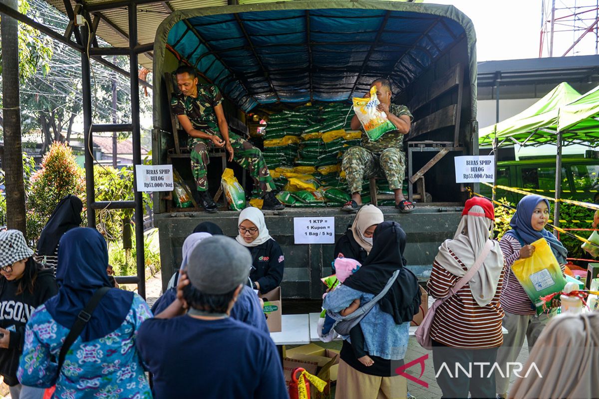 Gerakan Pangan Murah Serentak Di Bandung Antara News Jawa Barat