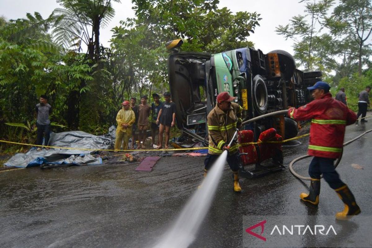 Kecelakaan Bus Als Di Agam Menewaskan Satu Penumpang Antara News