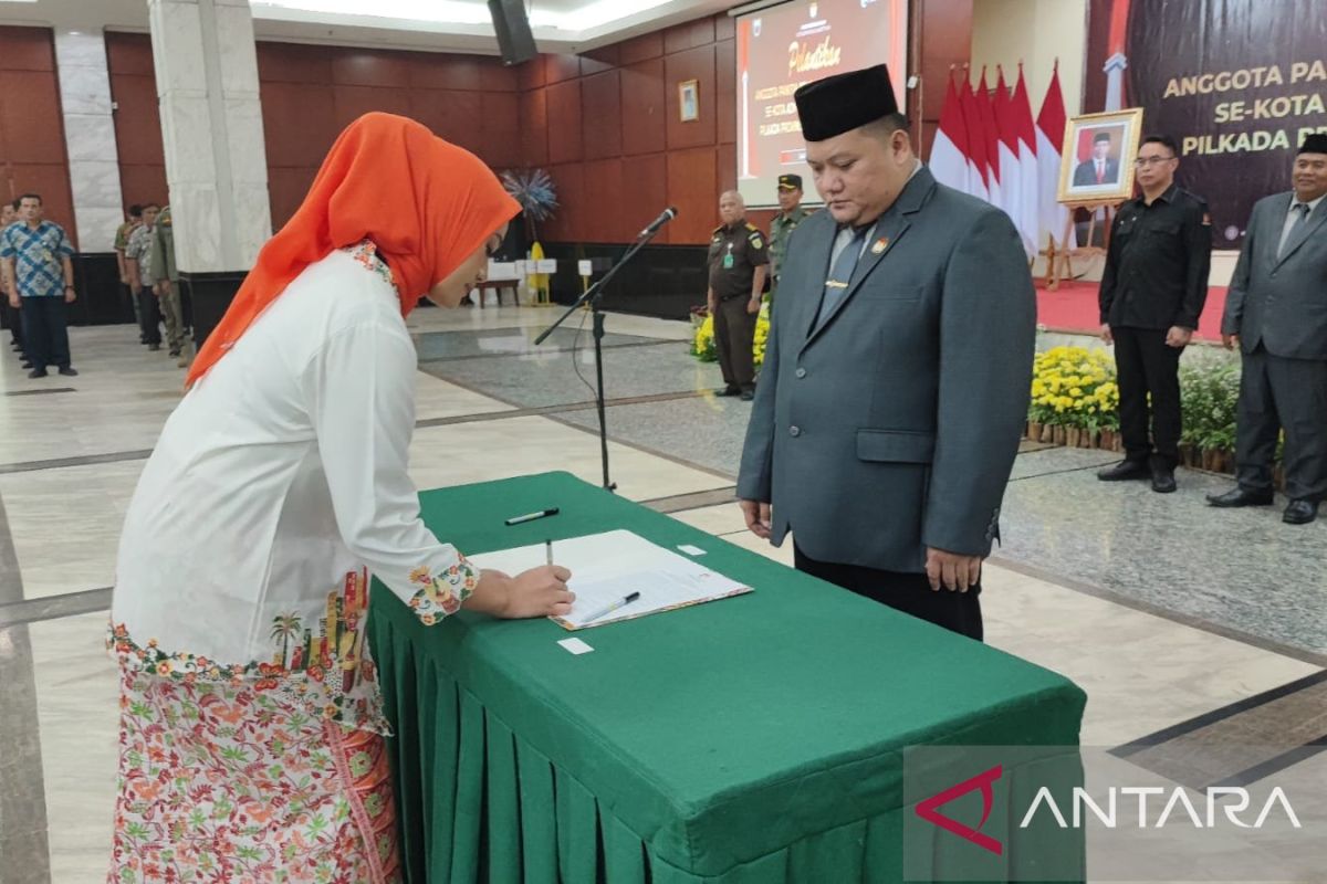 Kpu Jakarta Timur Lantik Ppk Demi Lancarnya Pilkada Antara News