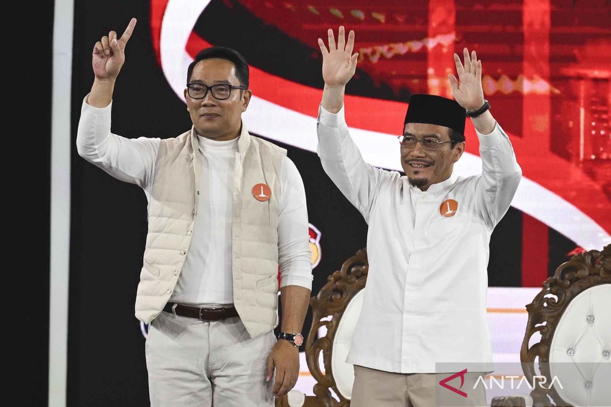 Ketiga Pasangan Cagub Cawagub Dki Jakarta Ikuti Debat Perdana Antara News