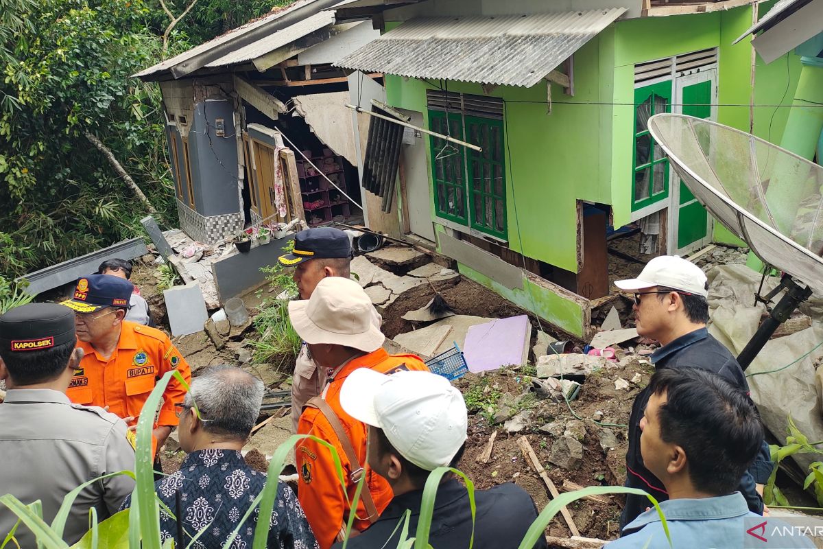 Cianjur Perpanjang Tanggap Darurat Bencana Pergerakan Tanah Di