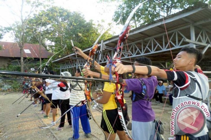 Jatim Juara Umum Kejurnas Panahan Antara News Jawa Timur