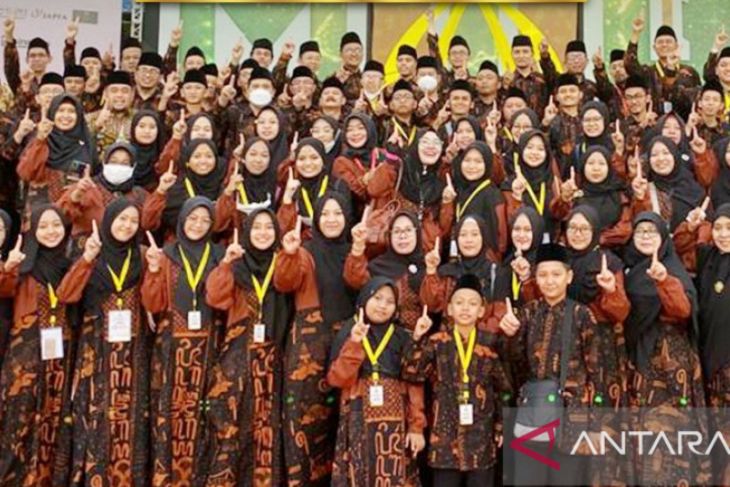 Jatim Juara Umum MTQ Nasional Setelah Penantian 37 Tahun ANTARA News