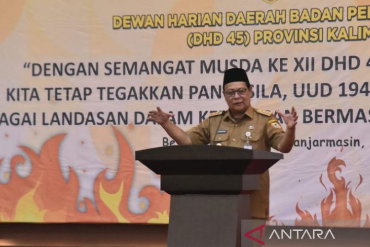 Gubernur Kalsel Terima Medali Kejuangan 9 Windu Kemerdekaan RI ANTARA