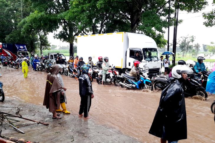 Banjir Bandang Kembali Terjang Desa Di Lereng Gunung Ijen Antara News