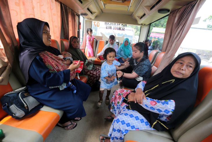 Relokasi Warga Kampung Malam Surabaya Tuntas Sebelum Ramadhan