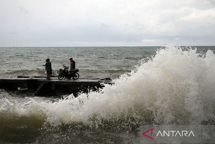 Gelombang Tinggi Berpotensi Menghampiri Wilayah Perairan Indonesia Pada