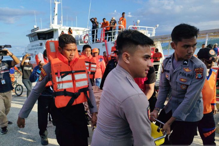 Bpbd Basarnas Gelar Simulasi Penyelamatan Kecelakaan Di Laut Manokwari