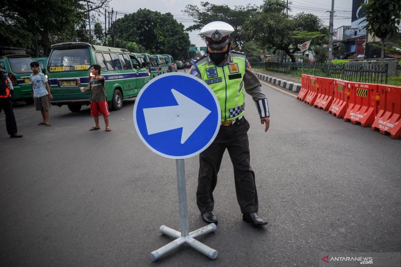 Penutupan Akses Jalan Menuju Kota Bandung ANTARA News