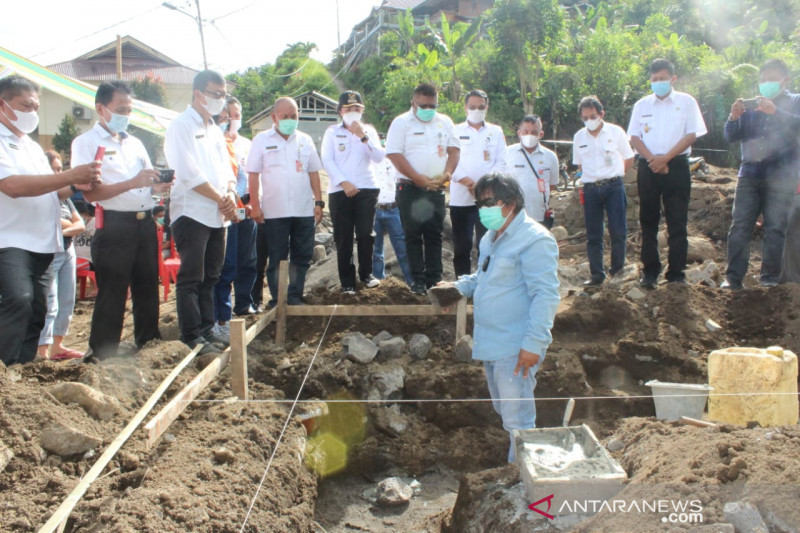 Pemkab Minahasa Tenggara Bangun Rumah Warga Korban Banjir Bandang