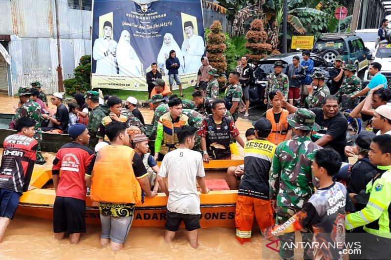 Banjir Makin Parah Hst Tetapkan Tanggap Darurat Bencana Sampai Tujuh