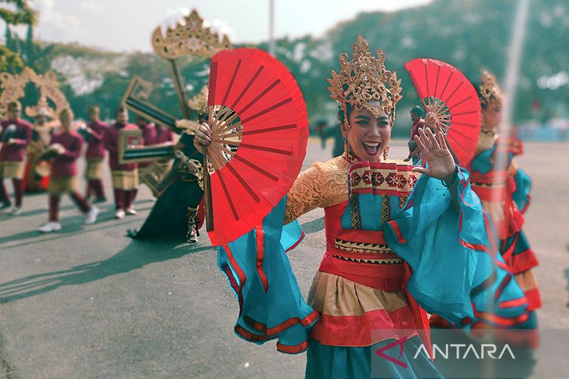 Kirab Budaya Nusantara Warnai Rangkaian Hut Ri Di Kota Bandarlampung