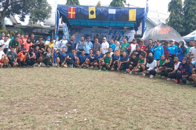 Lanal Ternate Gelar Fun Run Peringati Hari Jadi Ke 77 TNI AL Begini