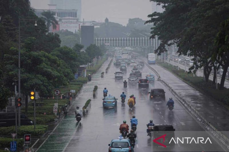 BPBD DKI Kerahkan 267 Tim Reaksi Cepat Atasi Genangan ANTARA News