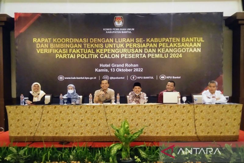 KPU Bantul Menerjunkan 10 Tim Verifikasi Faktual Keanggotaan Parpol