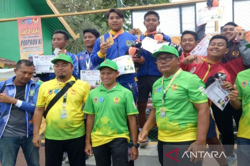 Hsu Sapu Bersih Medali Emas Tenis Lapangan Antara News Kalimantan Selatan