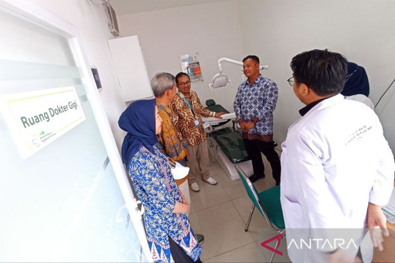 Layani Masyakarat Pegadaian Buka Klinik Pratama Di Surabaya ANTARA