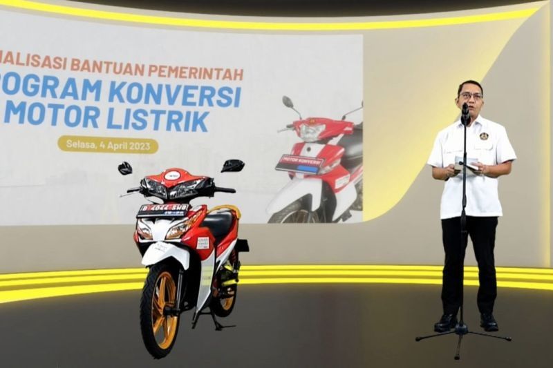 Begini Proses Konversi Motor BBM Ke Motor Listrik ANTARA News