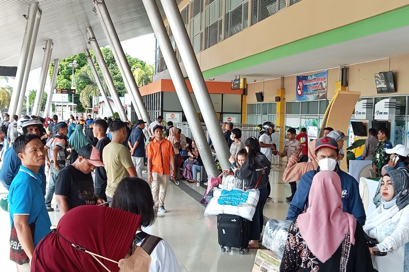 Bandara Rendani Manokwari Catat Jumlah Penumpang Berangkat Orang