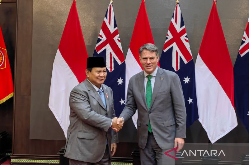 Indonesia Australia Cooperation Important For Peace Defence Minister