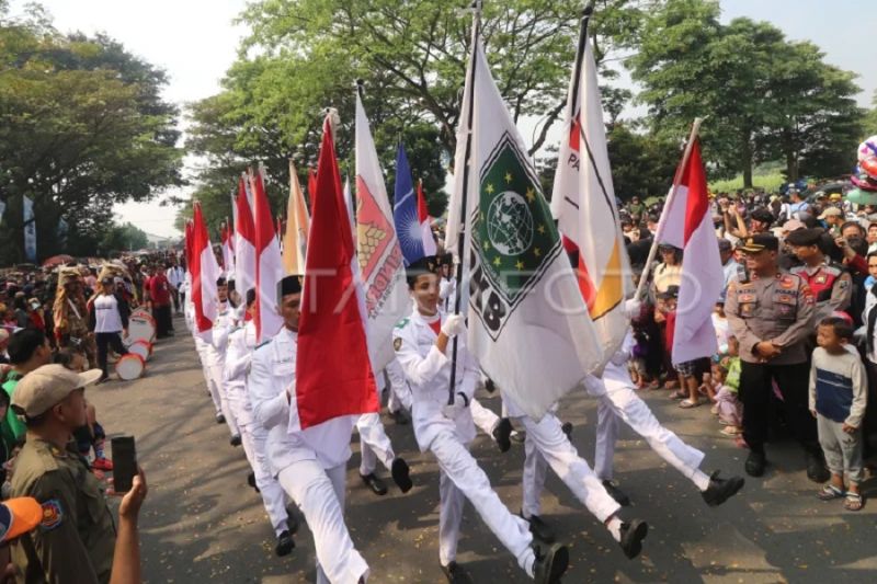 Kpu Kabupaten Kediri Gelar Kirab Pemilu Antara News Jawa Timur