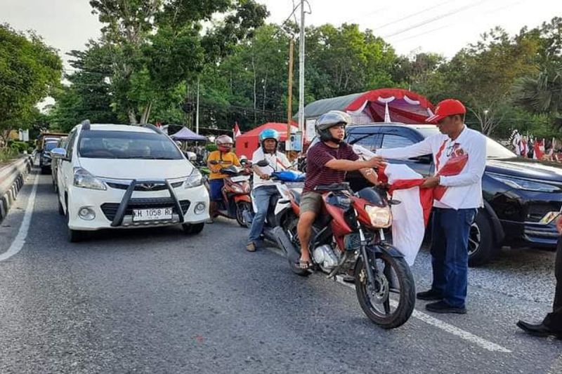 Kesbangpol Kobar Libatkan Berbagai Pihak Sediakan Bendera Merah Putih