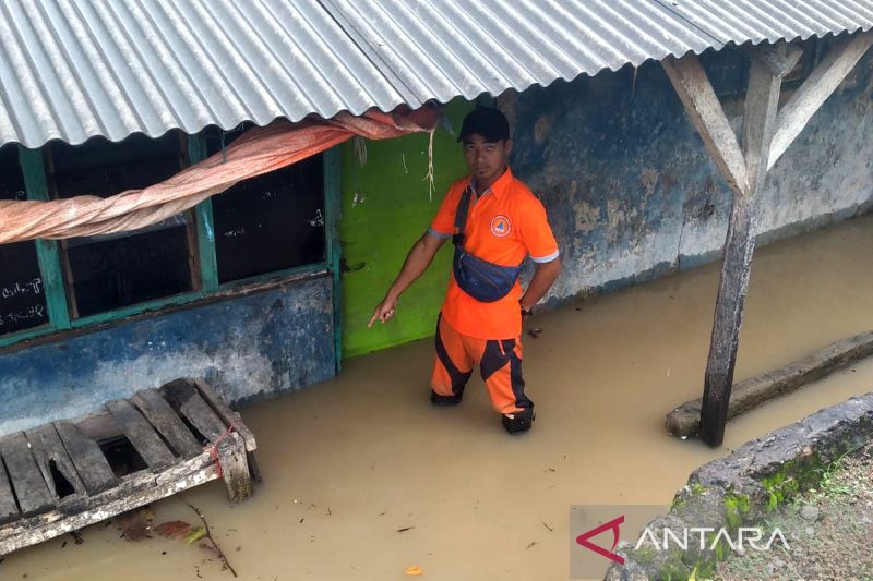 Ratusan Rumah Di Kabupaten Serang Terendam Banjir Antara News