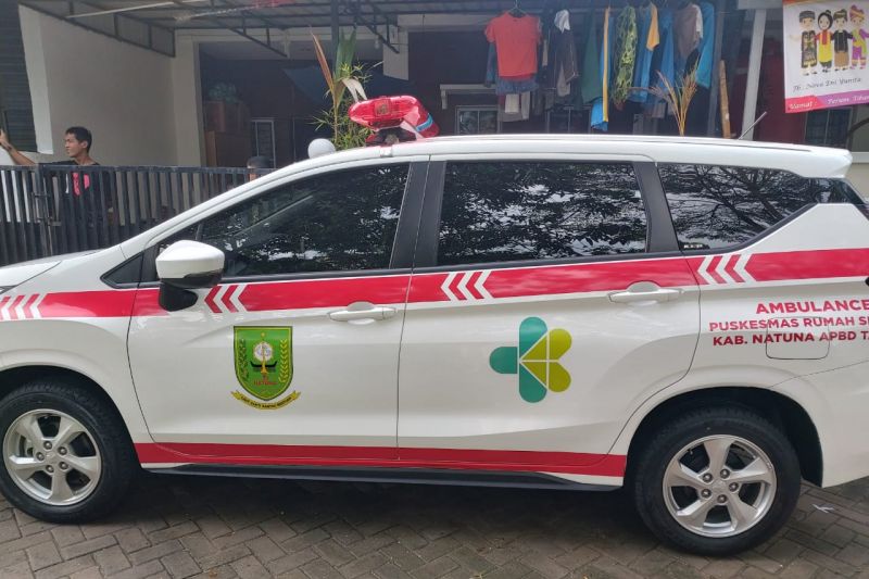 Pemkab Kubu Raya Serahkan Ambulans Untuk Delapan Puskesmas Antara