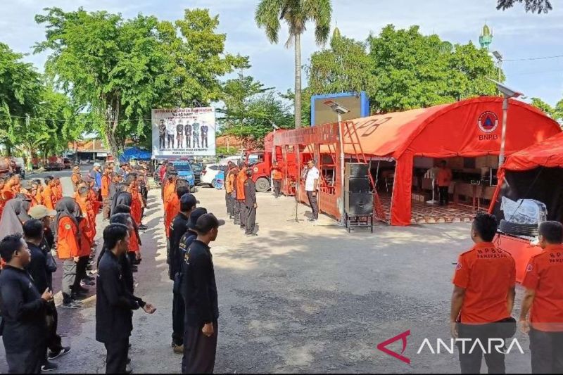 Bpbd Pamekasan Dirikan Posko Darurat Bencana Di Arek Lancor Antara