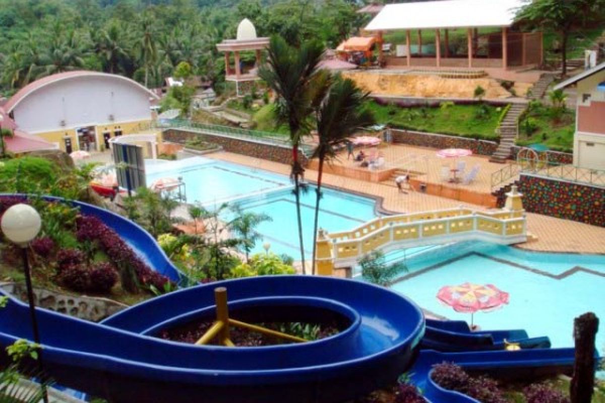 Waterboom Muara Kalaban