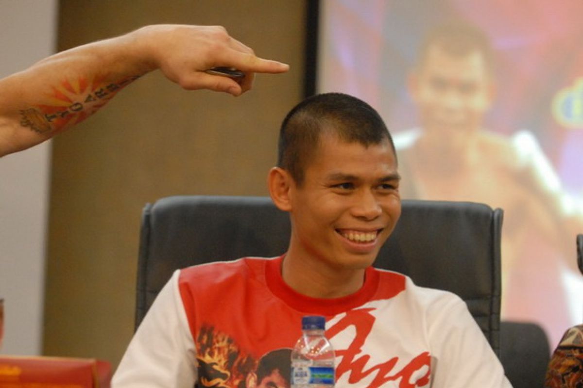 Empat Partai Tambahan Iringi Duel Chris John