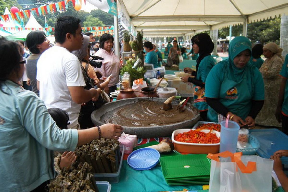 Hari ini, bazaar rakyat hingga festival jajanan