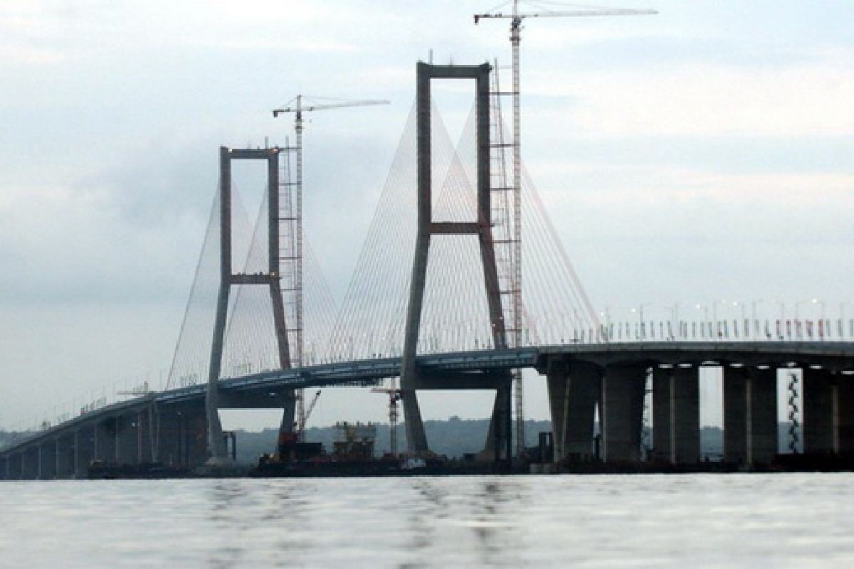 Jembatan Suramadu ditutup 