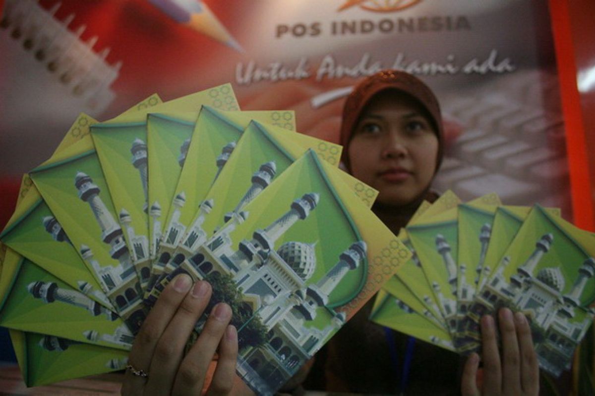 More people no longer send Idul Fitri greeting cards