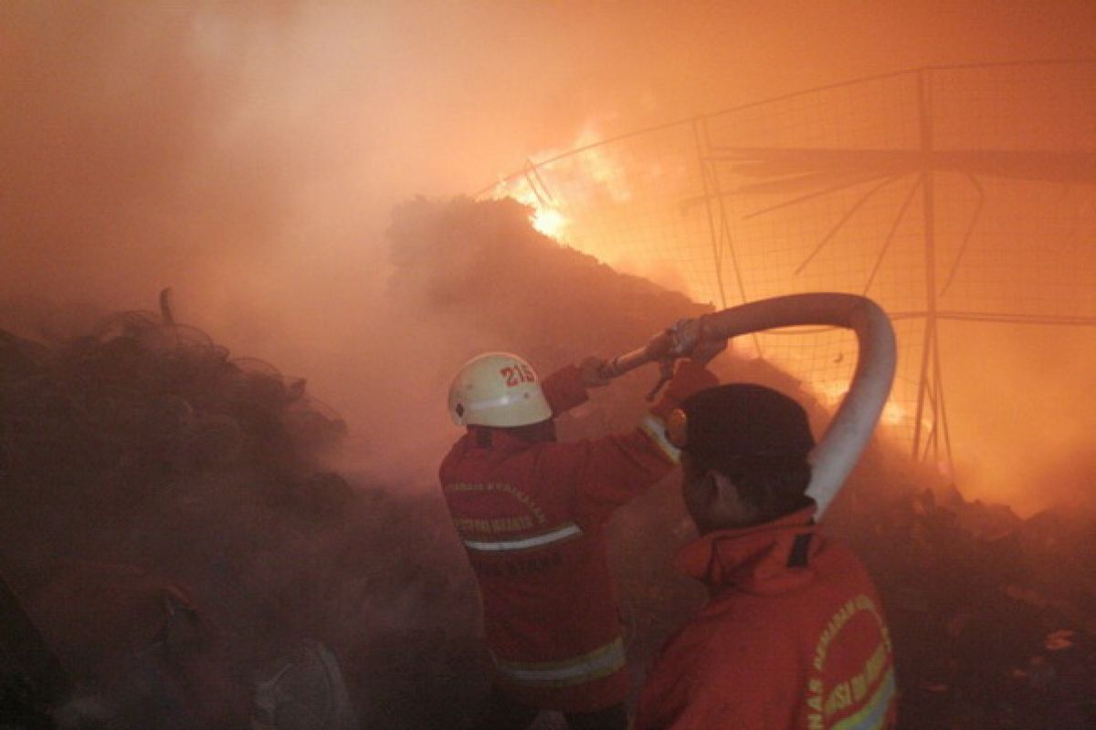 Kebakaran terjadi di Jakarta Utara