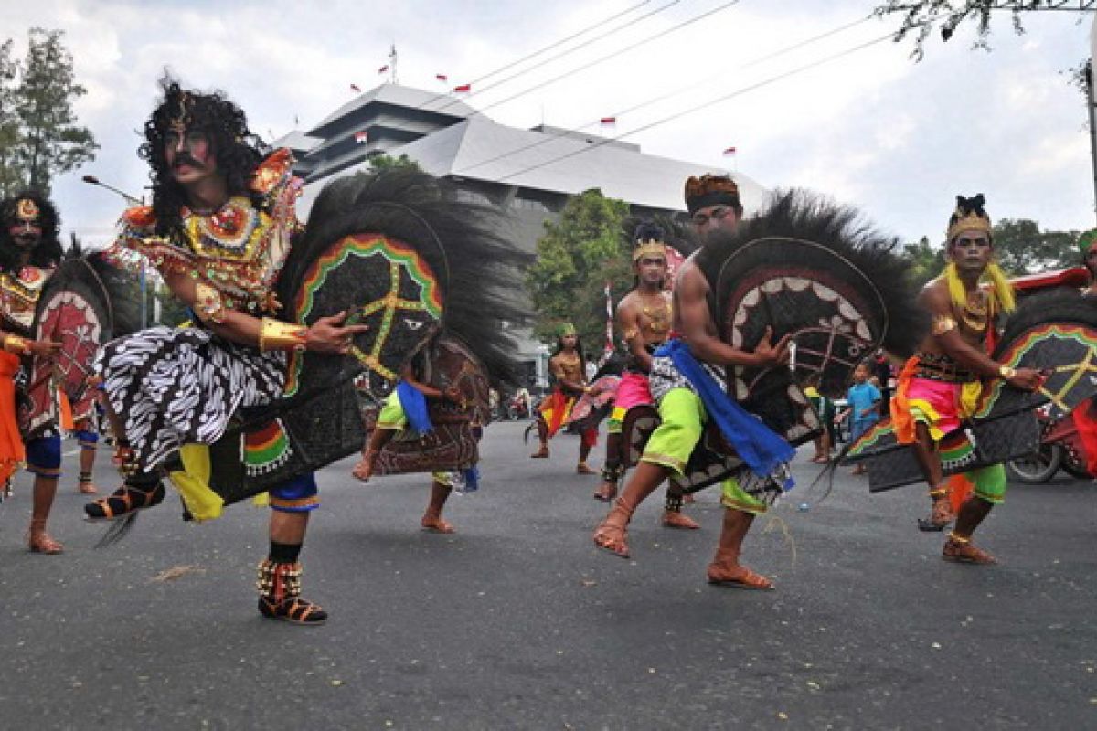 Festival Kuda Lumping Ramaikan HUT Kota Palembang